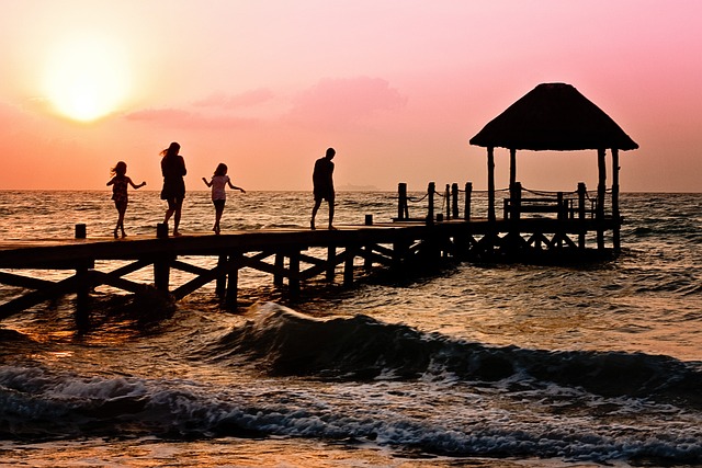 coucher de soleil camping mer France